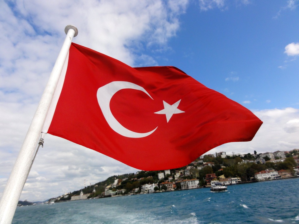 Во недела голем тест за Ердоган: ќе успее ли „султанот на Турција“ повторно да ја освои власта во Истанбул и Анкара