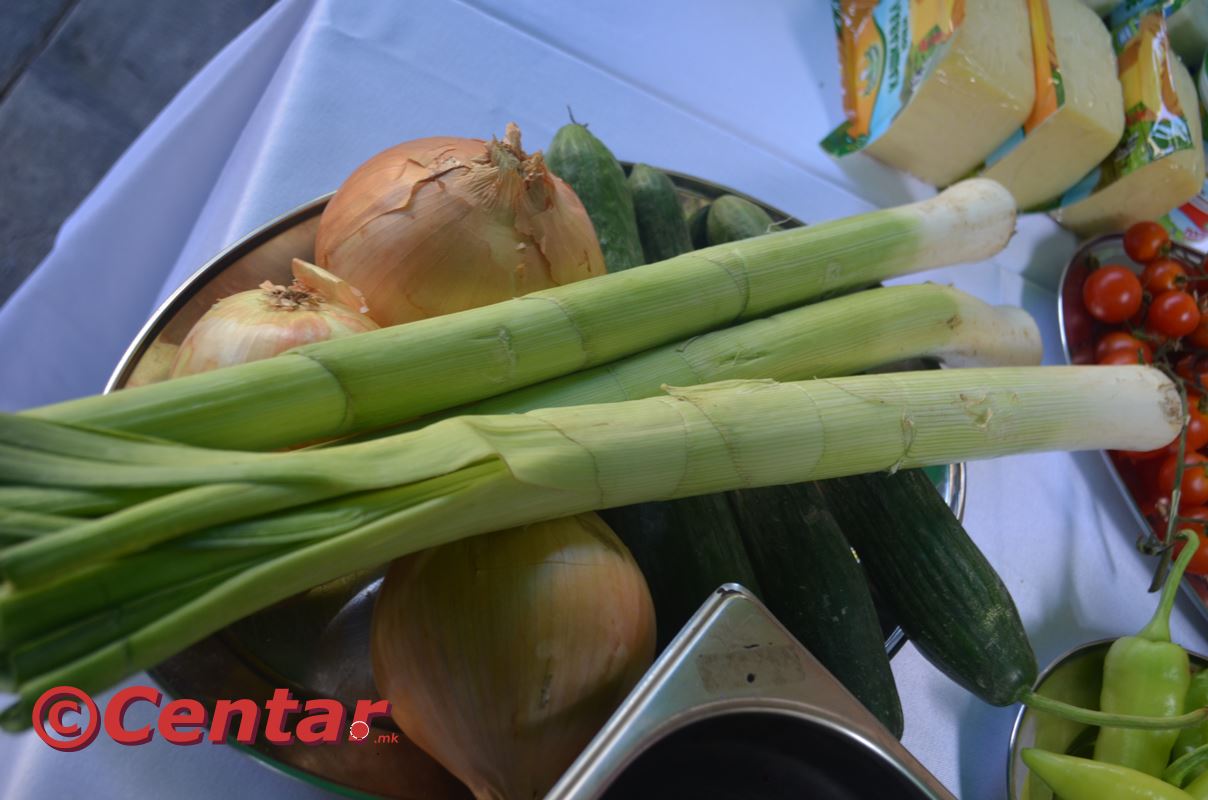 Министерството за земјоделство дава поддршка за замрзнувањето на цените кај овошјето и зеленчукот