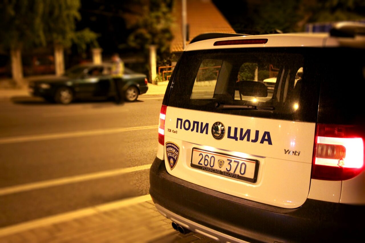 Полицаец вознемирувал ученички во средно училиште во Скопје