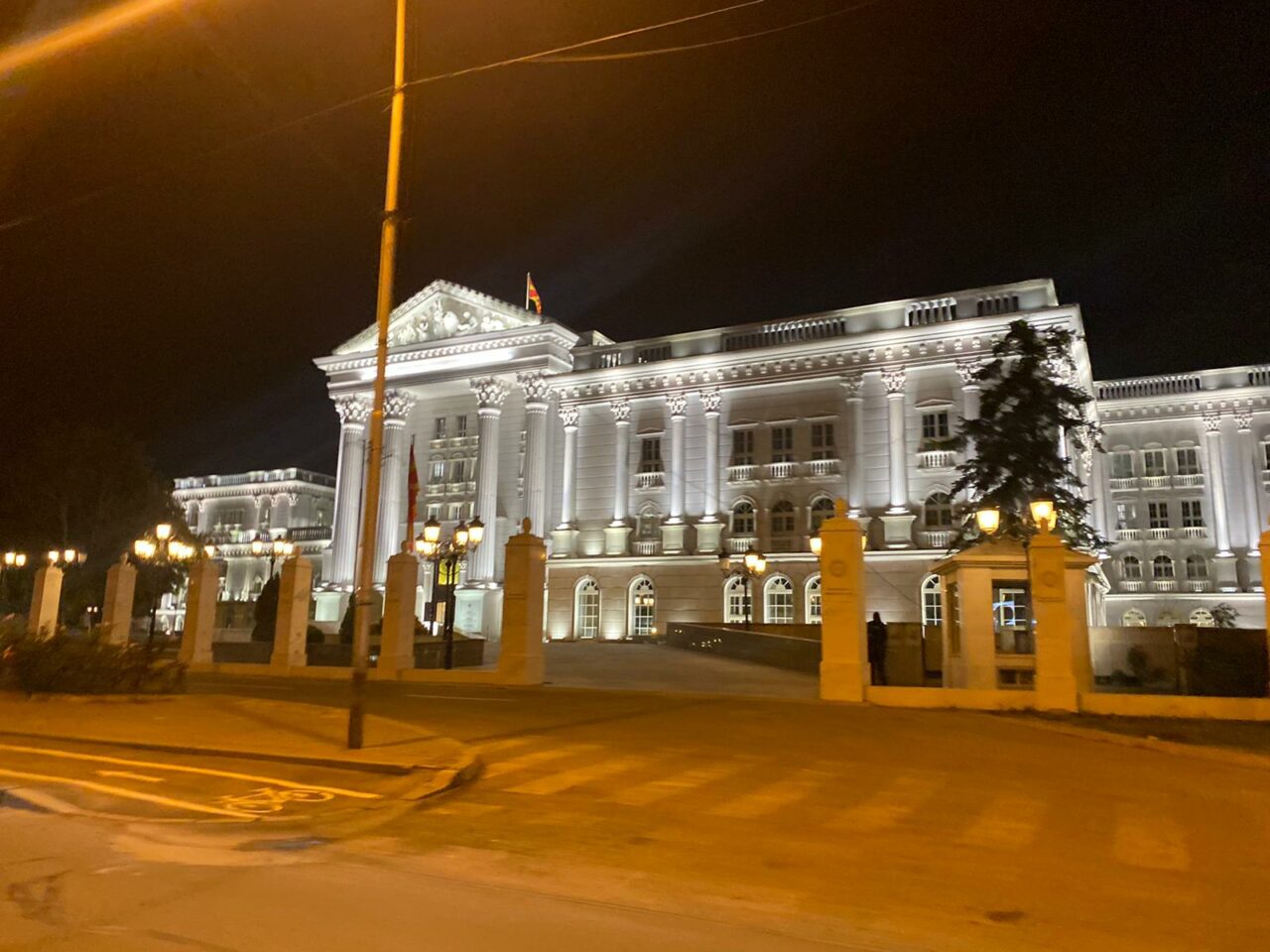 Владата: Исплаќаме 1 милијарда денари за заостанати субвенции од претходната влада