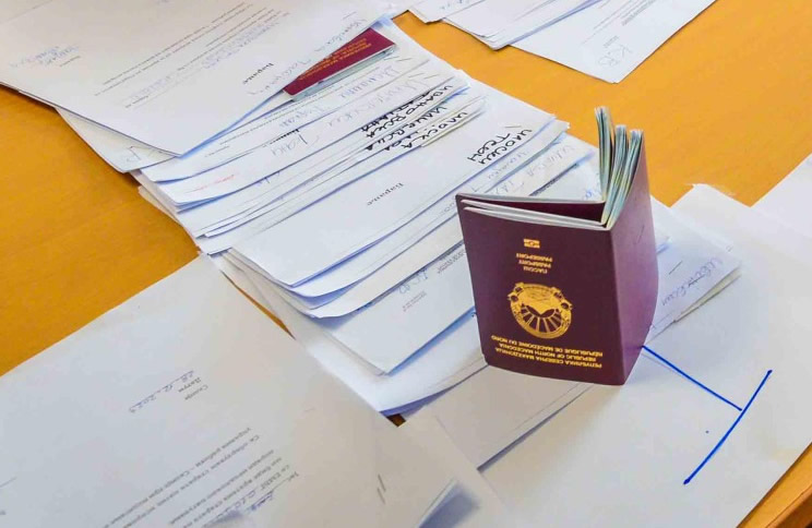 Бојмацалиев: Внатрешна контрола истражува зошто граѓаните не можат да ги подигнат готовите пасоши