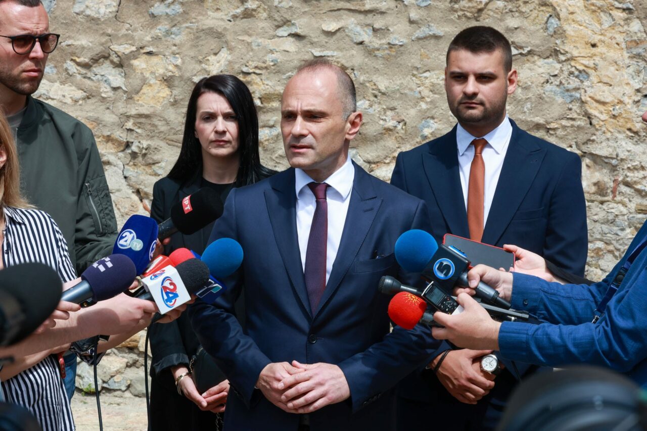 Филипче за најавените протести на ДУИ: Правото на протест е загарантирано, но не смее да се злоупотребува