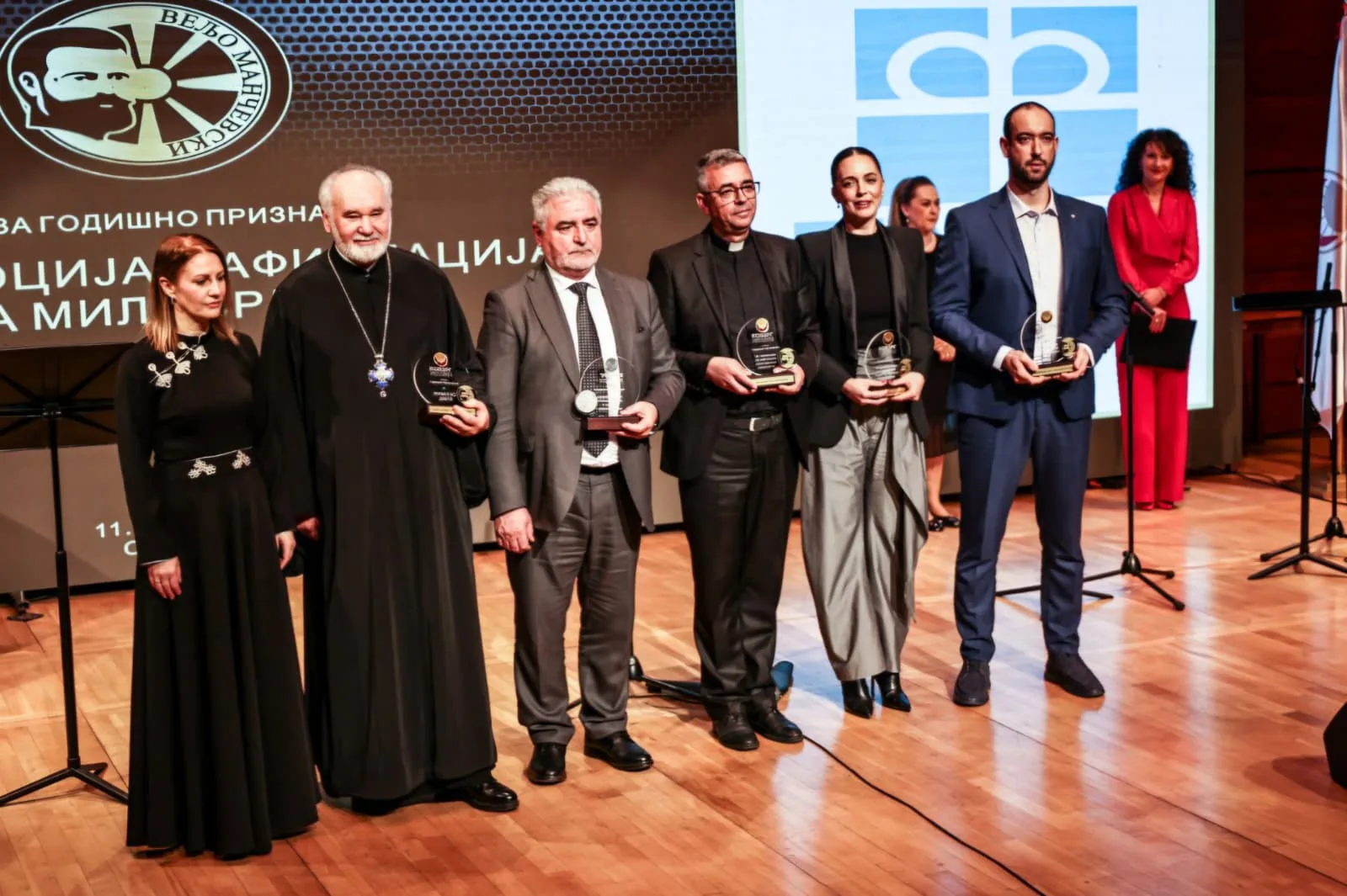 Сиљановска – Давкова: „Вељо Манчевски“ е вреднување на посебниот духовен, образовен и хуман придонес